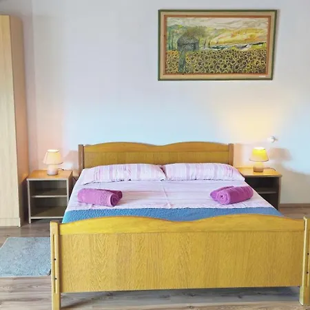 Blu Infinito Apartment&studios Pansiyon *