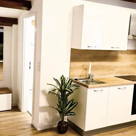 Blu Infinito Apartment&studios Kwatera prywatna *