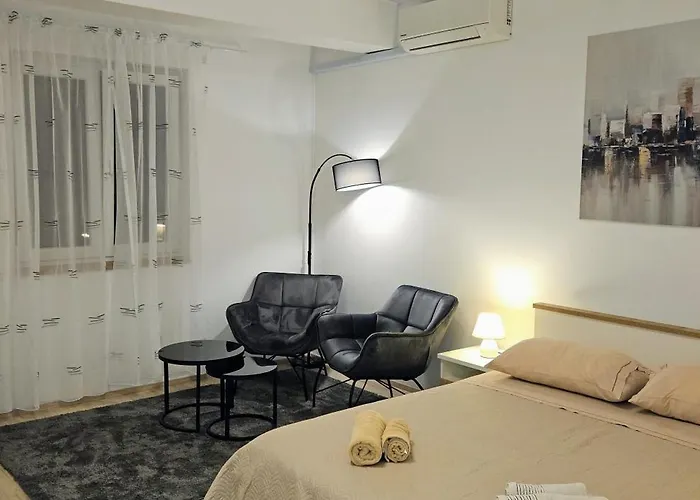 Homestay Blu Infinito Apartment&studios *