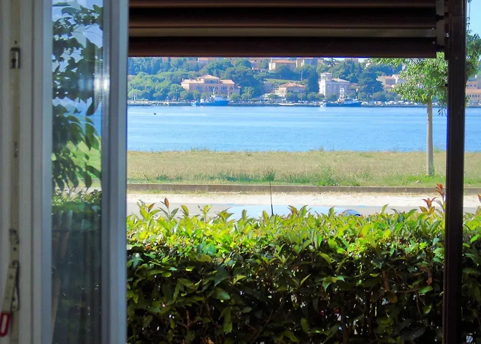 Blu Infinito Apartment&studios Accommodatie bij particulieren