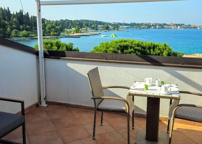 Homestay Blu Infinito Apartment&studios *