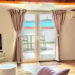 Blu Infinito Apartment&studios בית אירוח *