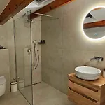 בית אירוח Blu Infinito Apartment&studios *