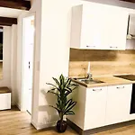 Blu Infinito Apartment&studios בית אירוח *