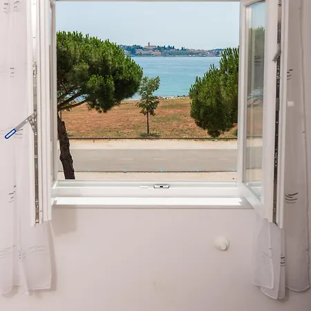 Kwatera prywatna Blu Infinito Apartment&studios