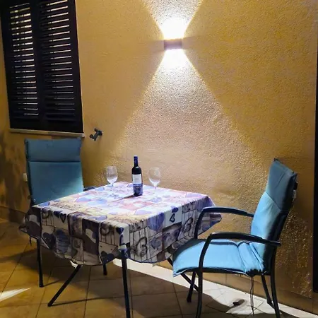 Kwatera prywatna Blu Infinito Apartment&studios