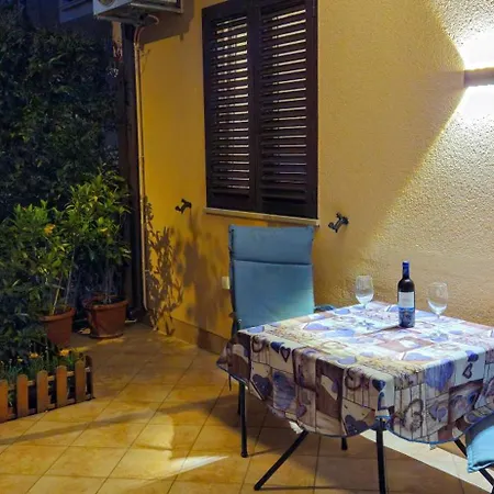 Blu Infinito Seaview Apartment&Studios *