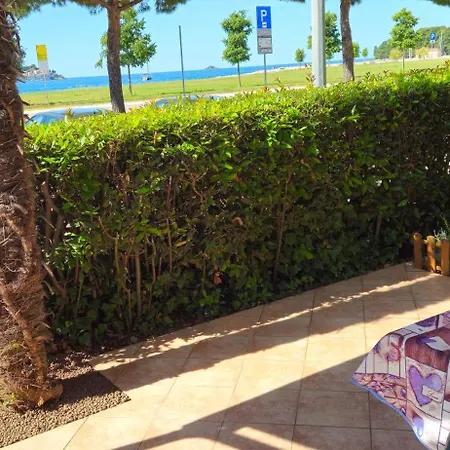 Blu Infinito Apartment&studios Kwatera prywatna