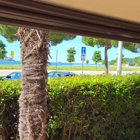 Kwatera prywatna Blu Infinito Apartment&studios *