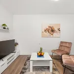 民宿 Blu Infinito Apartment&studios