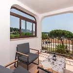 Privatunterkunft Blu Infinito Apartment&studios